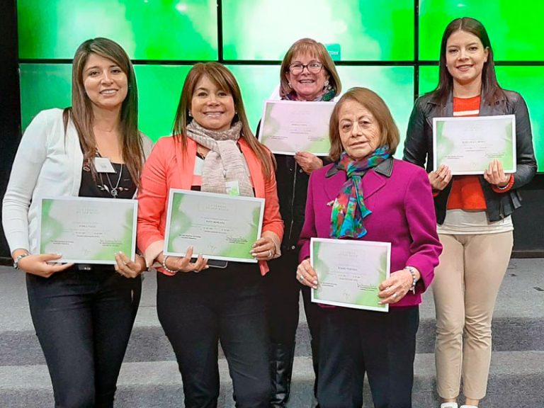 Taller "Ser Mujer y Hombría al máximo"